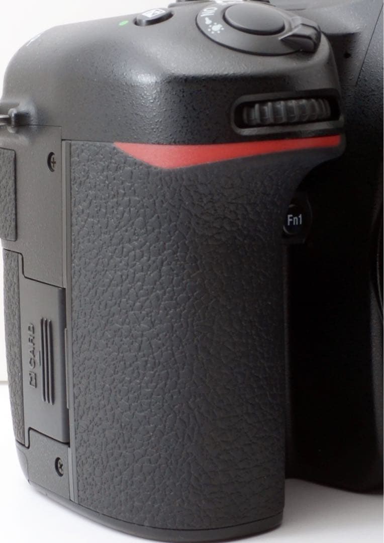 S数少！Nikon D7500●Wi-Fi内蔵●超望遠付き●カメラバック付き