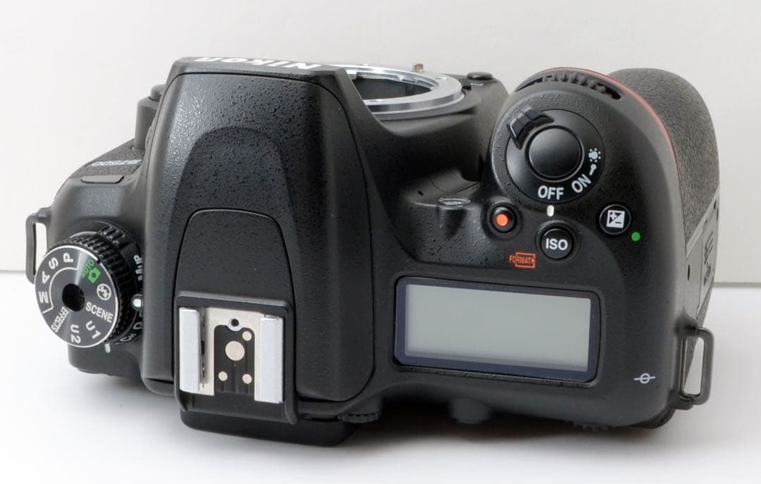 S数少！Nikon D7500●Wi-Fi内蔵●超望遠付き●カメラバック付き