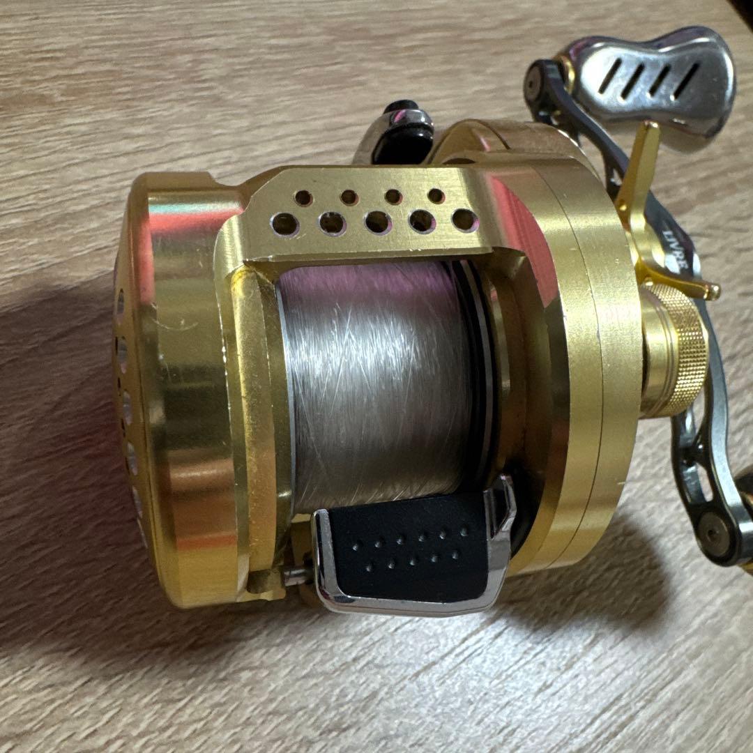 ト*ウ様 カルカッタコンクエスト200 リブレハンドル付き！