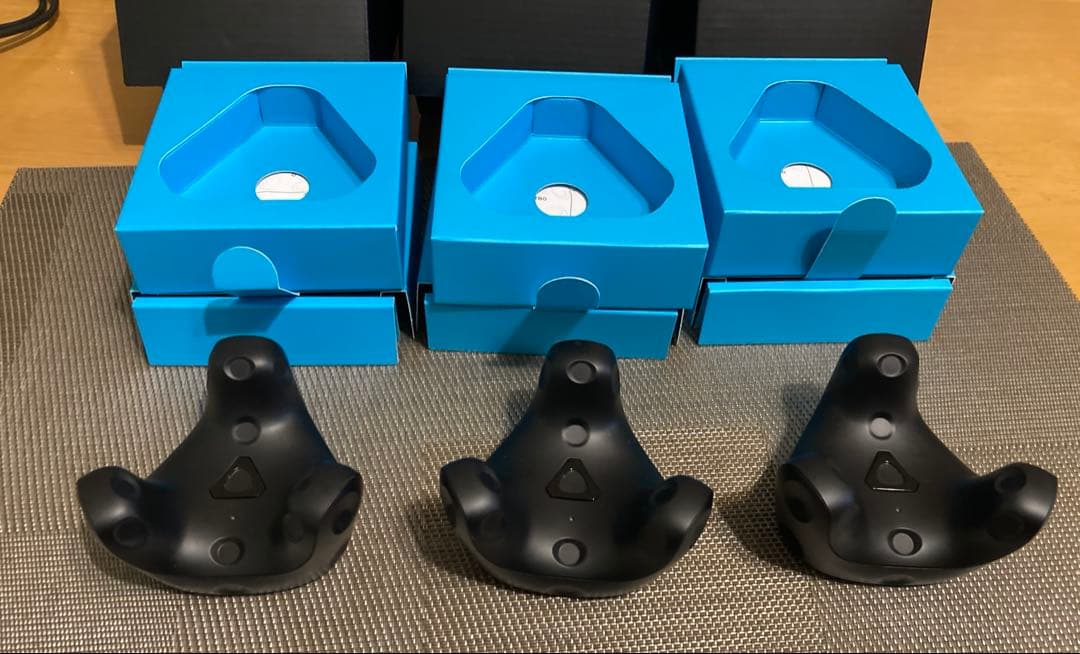 HTC VIVE Tracker (3.0) 3個セット
