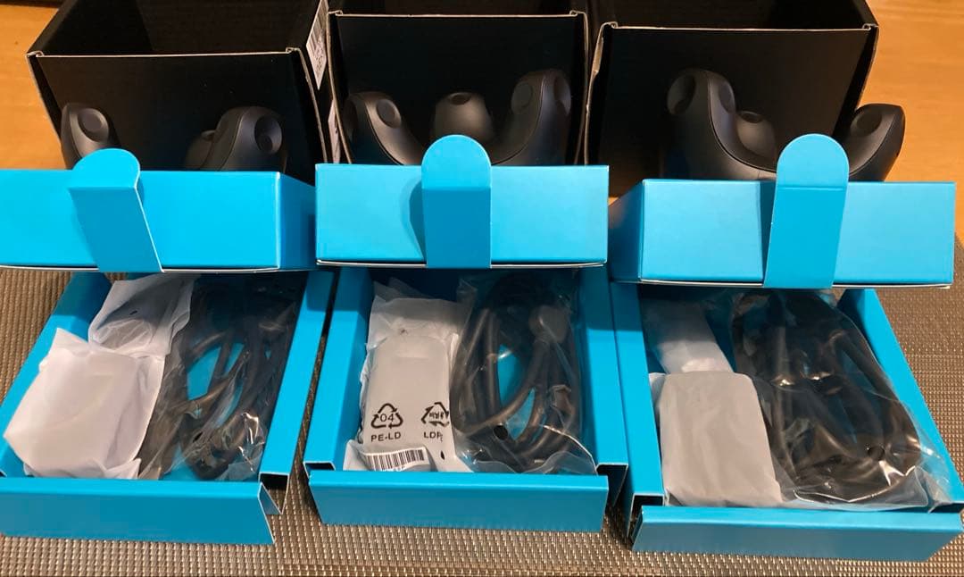 HTC VIVE Tracker (3.0) 3個セット