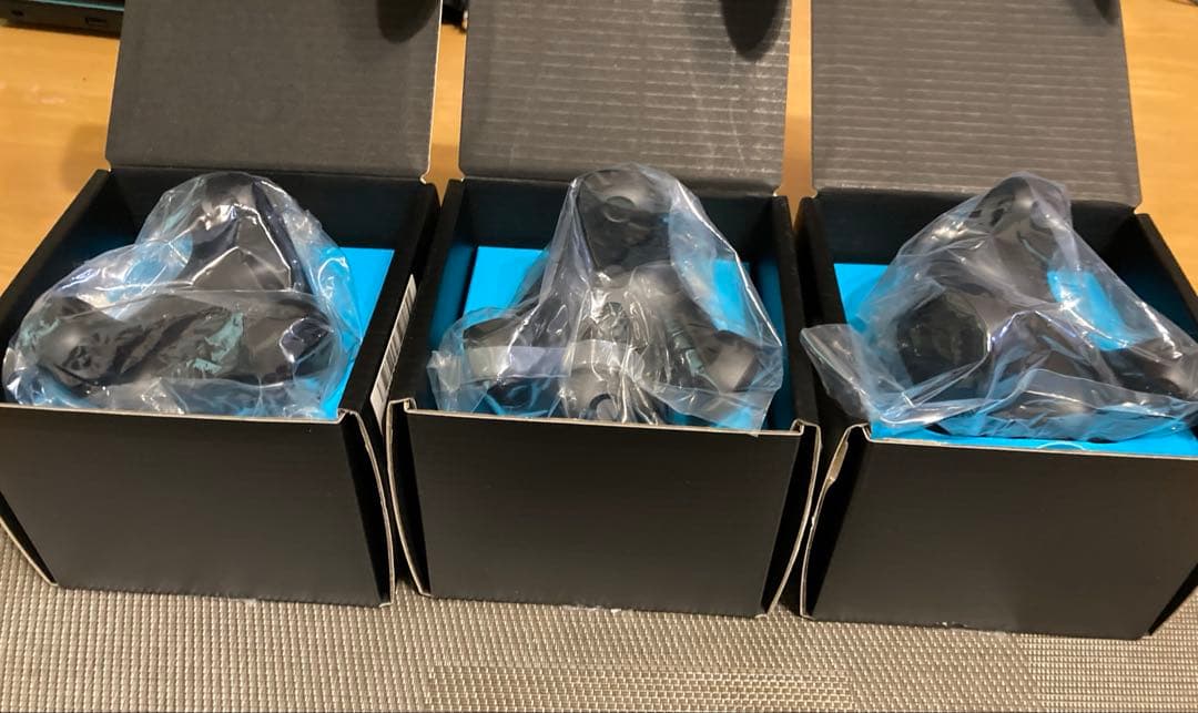 HTC VIVE Tracker (3.0) 3個セット