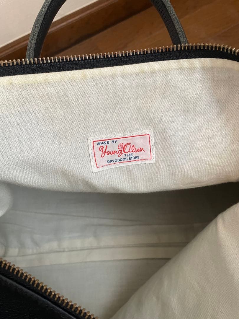 young&olsenヤングアンドオルセン　ボストンバッグ黒IENA