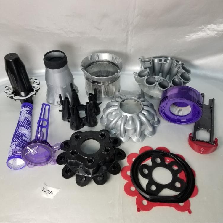 ダイソン掃除機　V７(SV37)分解洗浄メンテナンス済