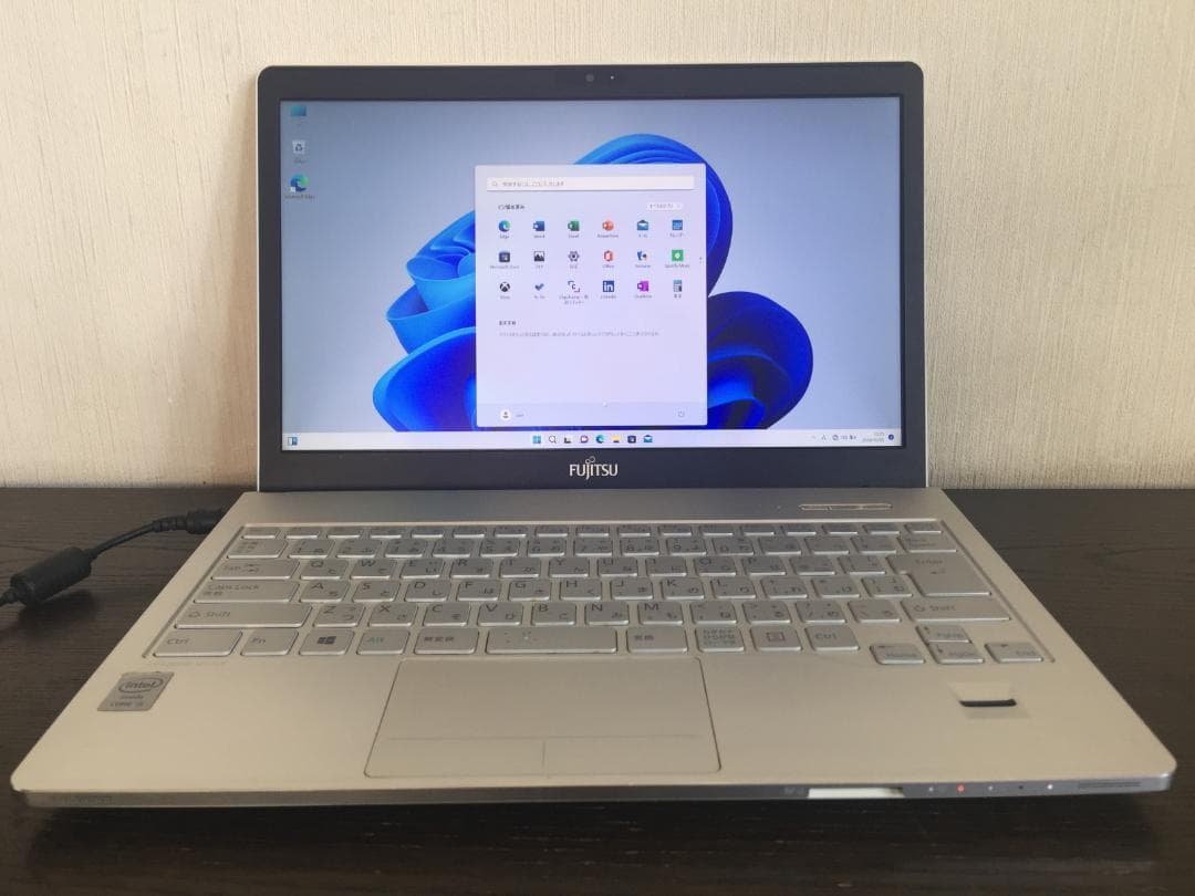 【渡邊勇一郎】富士通 LIFEBOOK SH90/P　ノートパソコン