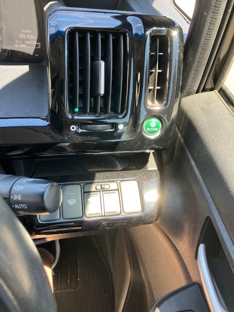 ステップワゴンRK インテリアパネル　ピアノブラック