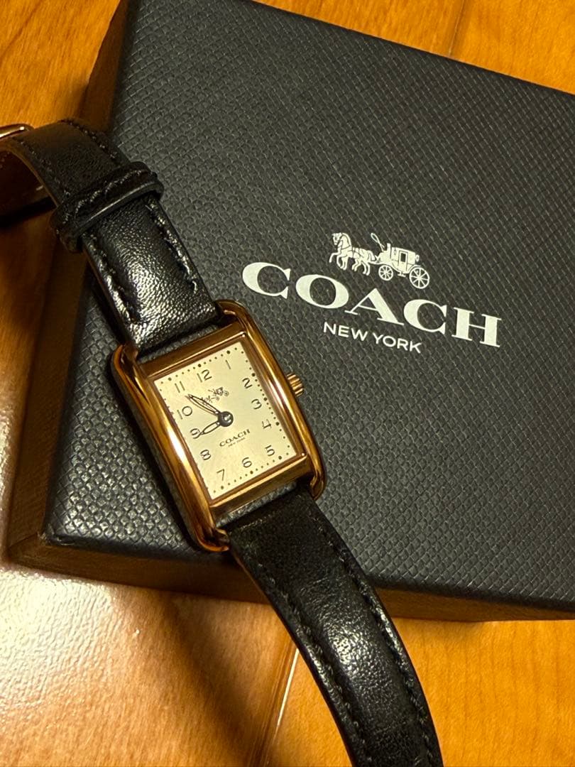 美品 COACH アナログ腕時計 ピンクゴールド/ブラック