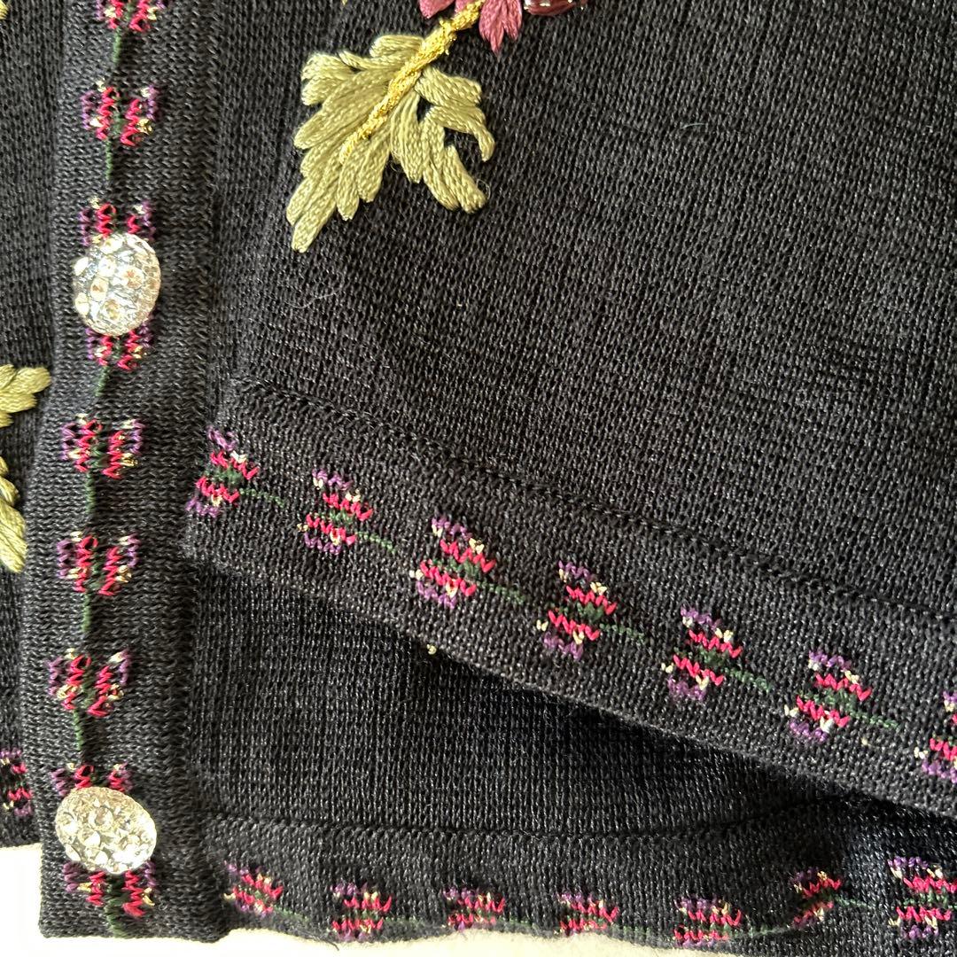 ATELIER SAGAN刺繍入りカーディガン 黒　アトリエサガンL 麻100