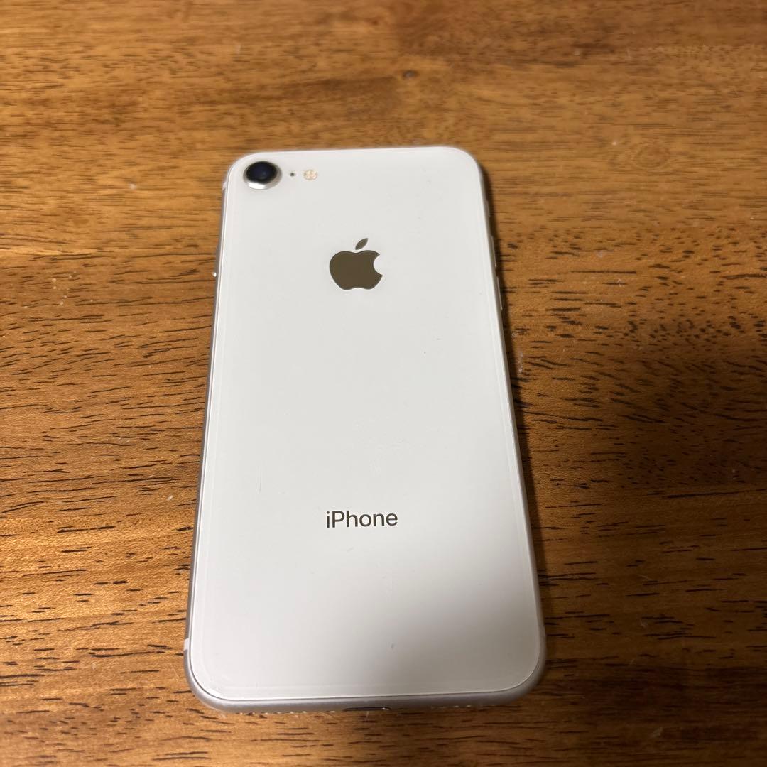 iPhone8 ホワイト 画面傷あり