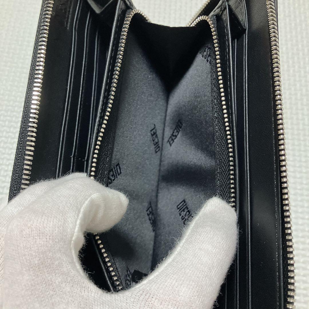 ・未使用DIESEL ビックロゴ ラウンドファスナー　長財布　ブラック　立体ロゴ