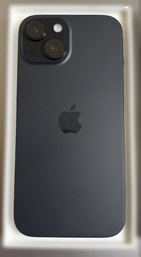 Apple iPhone 15 128gb ブラック　本体