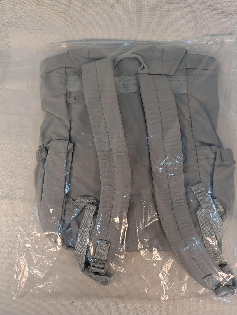 新品 ノースフェイス ホワイトレーベル リュック グレー 並行輸入品