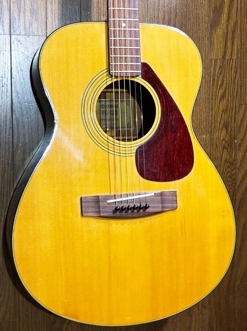 ひ*き様 ★　赤ラベル並みに鳴ります！綺麗な音色!ビンテージ　ヤマハFG130