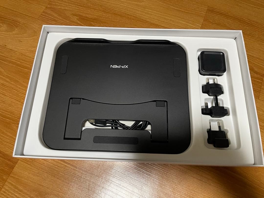 XP-PEN 液晶ペンタブレット 本体 充電器付き