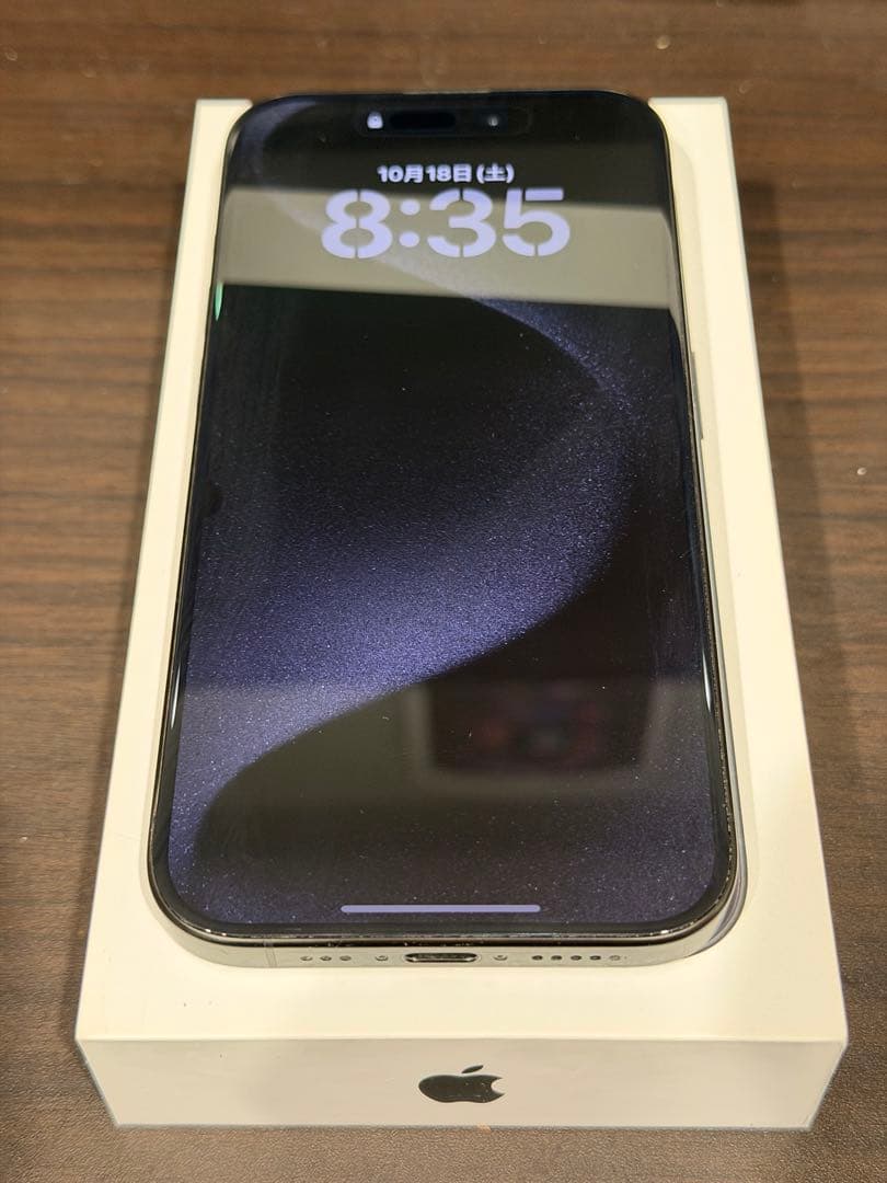 【かず様】iPhone 15 Pro ブラックチタニウム 256GB