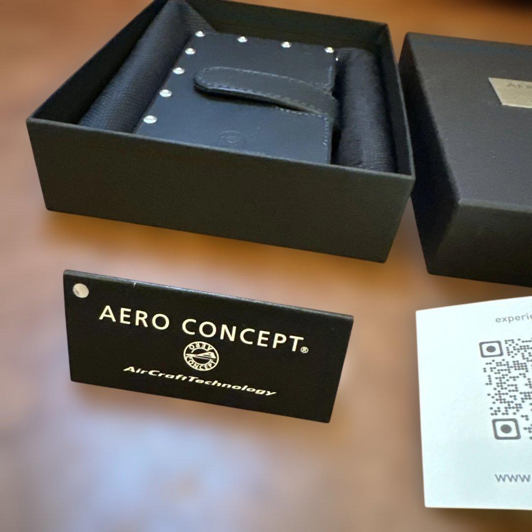 エアロコンセプト　カードケース・名刺入れ　新品・未使用品　箱付き　カラーNAVY