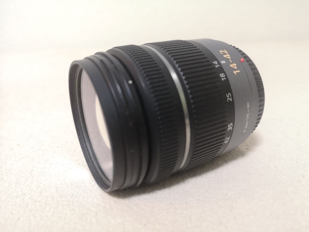 ★OLYMPUS OM-D E-M5★LUMIXレンズ2本付き★