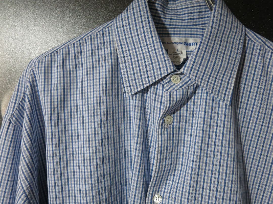 コムデギャルソンシャツのシャツ