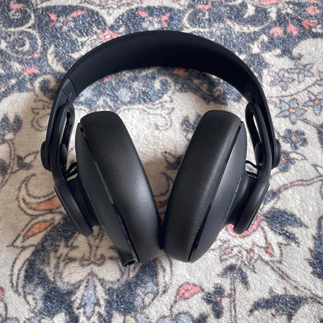 b*.様 AKG アーカーゲー K361 密閉型モニターヘッドホン