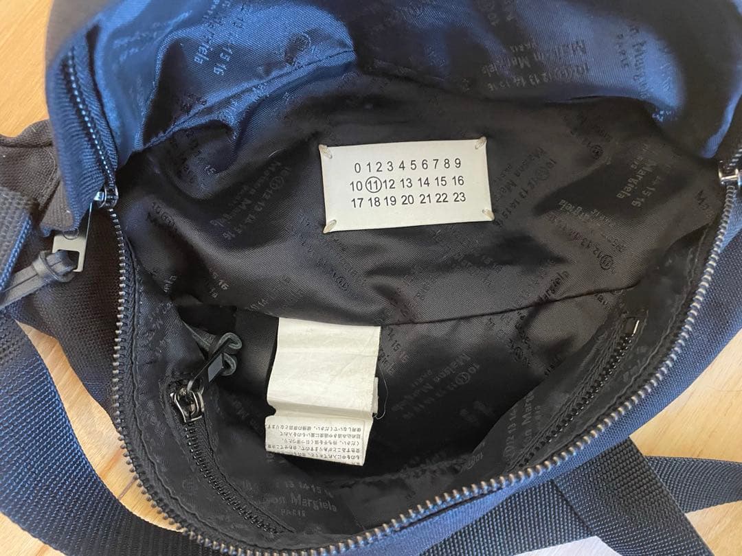 メゾンマルジェラ ボディバッグ