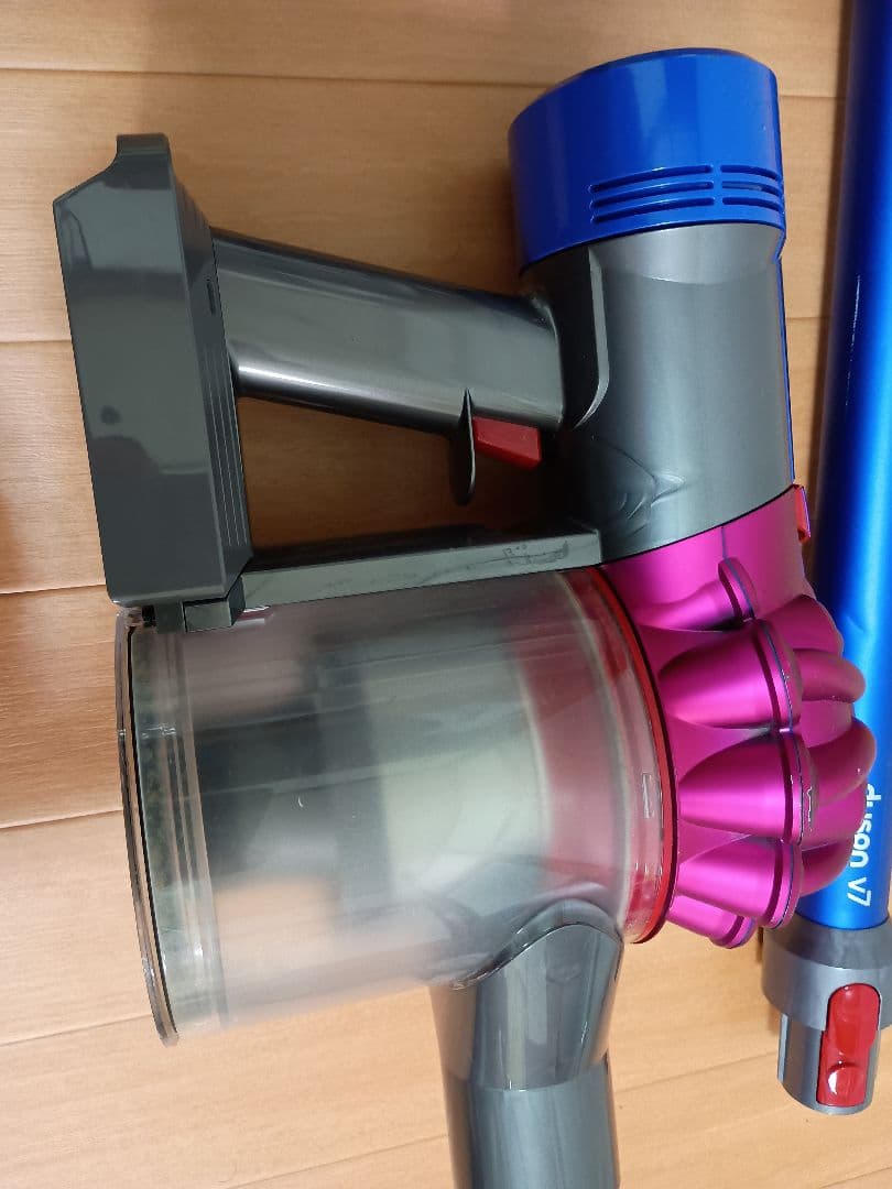 dyson V7 ハンディクリーナー　マキタバッテリーアダプター　ダイソン