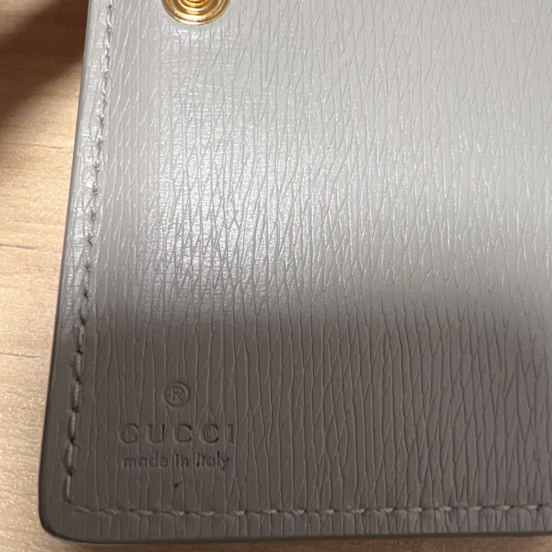 GUCCI グッチ　二つ折り財布　グレー　美品