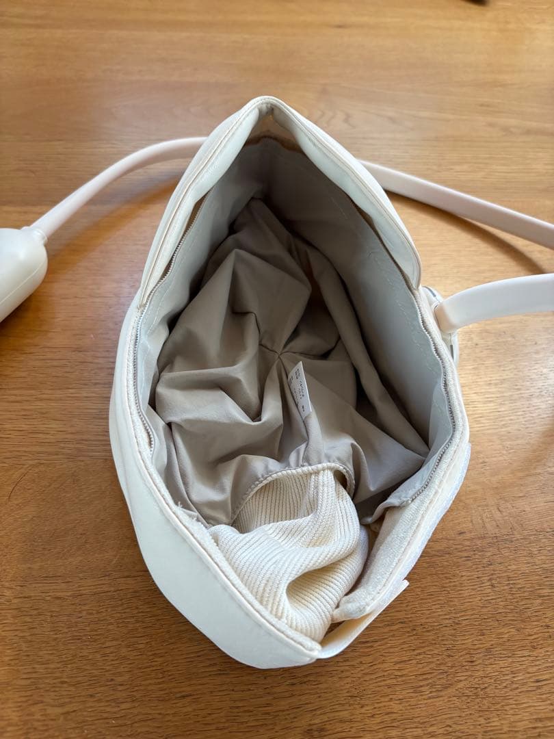 ニップラックス 加圧＆温熱ヘッドケア チルメット NP-CM24IV