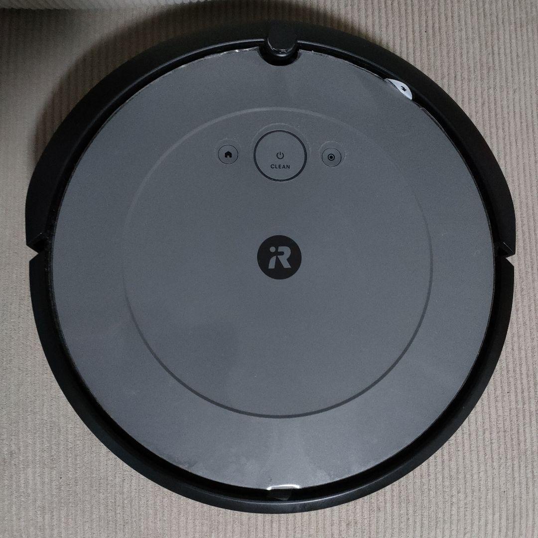 iRobot Roomba i2 本体と充電ドック