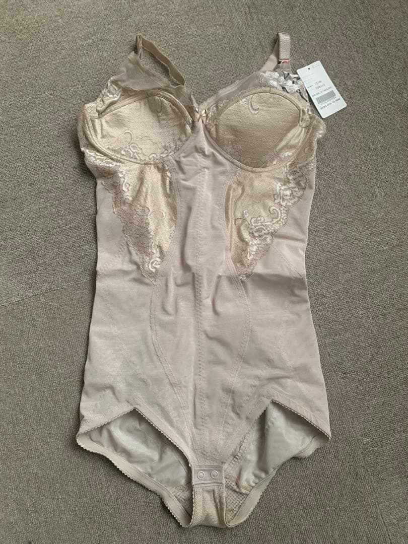 ダイアナ　ディアベージュ ボディスーツ D90LL+3