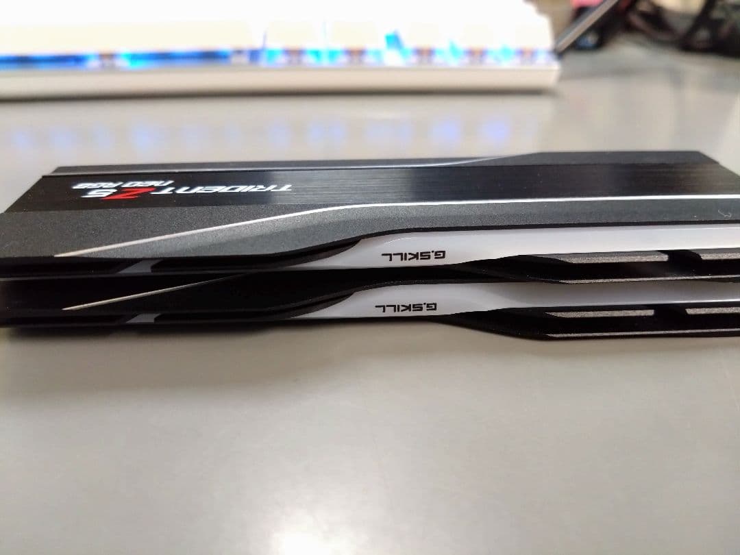 メモリー DDR5-6000 G.SKILL TRIDENT Z5 neo RGB