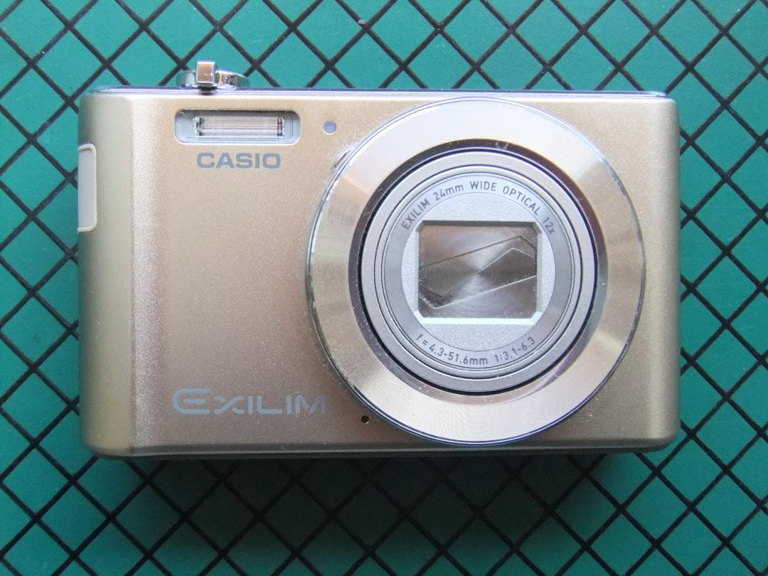 CASIO　EXILIM　EXーZS190　デジカメ・動作確認済