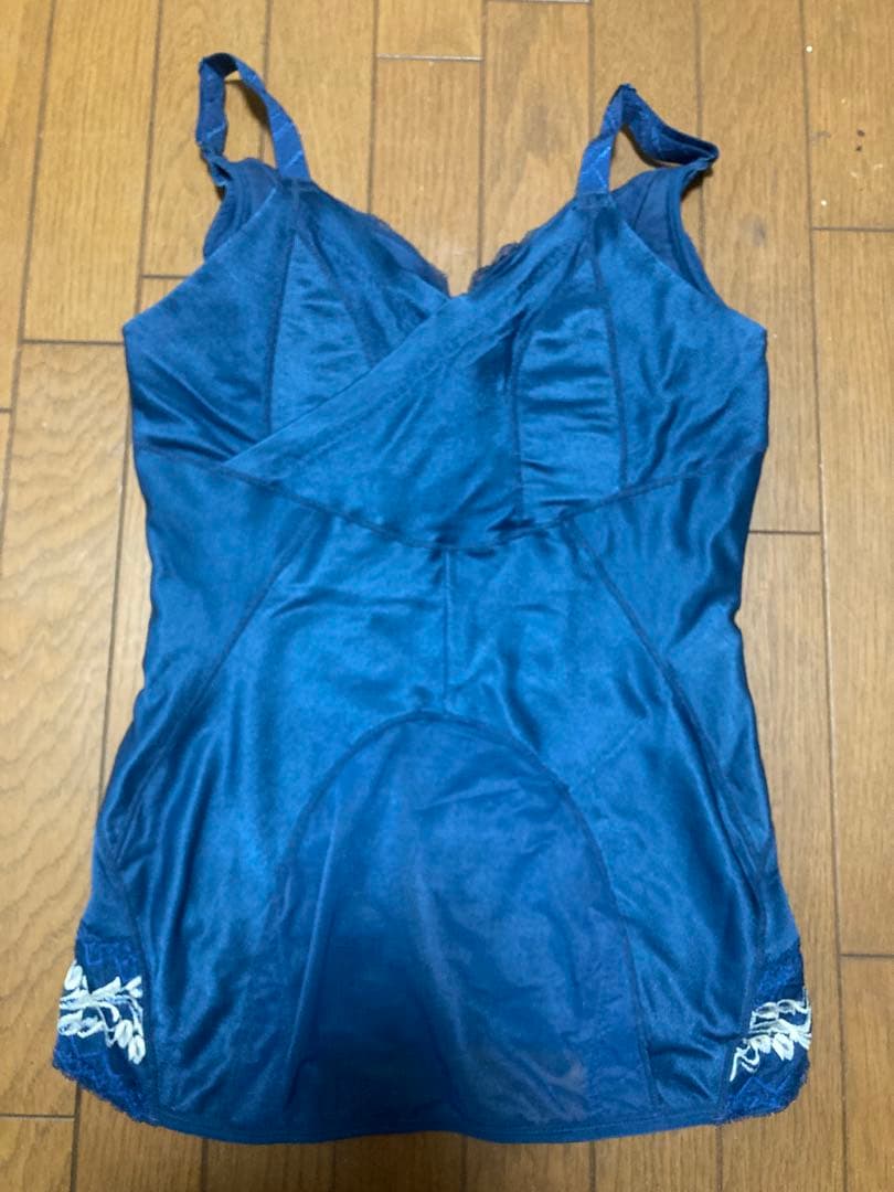 マルコリベルディーニュ　ボディシェーパー　E90