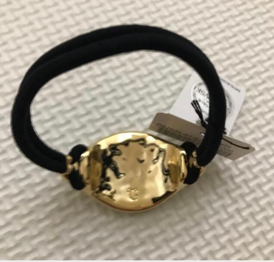 コンプレックスビズ カムリーポニー　ホワイト