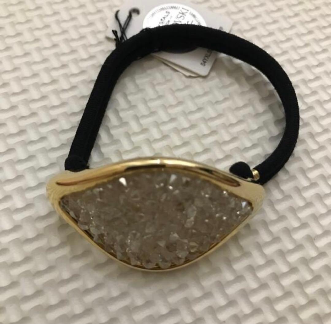 コンプレックスビズ カムリーポニー　ホワイト