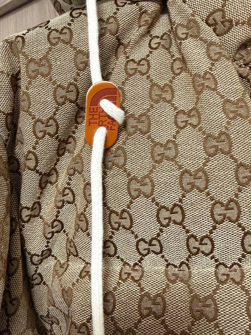 t*.様 THE NORTH FACE x GUCCI ダウンジャケット