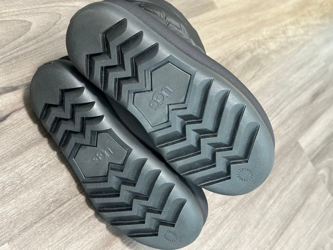 UGG クラシックマキシミニ 23cm