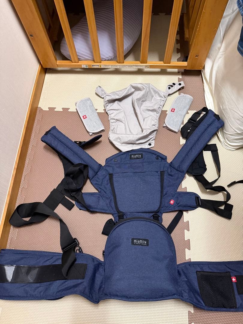 ミアミリー 抱っこ紐ヒップスタープラス日本モデル (デニムブルー)