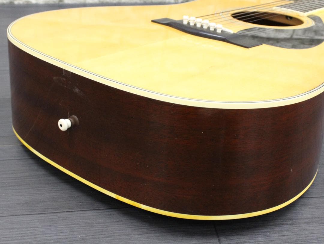 ▲YAMAHA/ヤマハ アコースティックギター ヴィンテージ FG-200 D