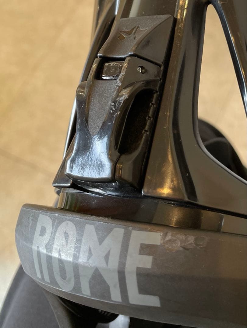 ROME スノーボードビンディング ブラック