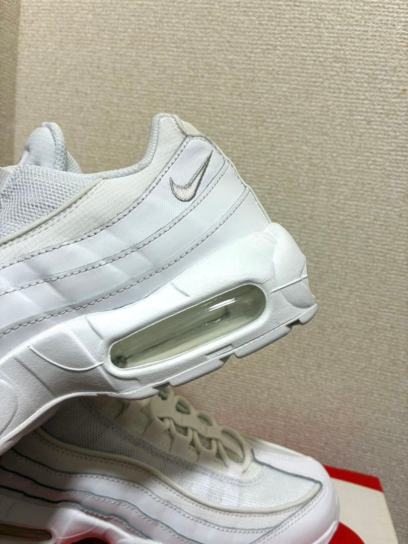 【新品未使用】NIKE AIRMAX 95 ESSENTIAL 26.5㎝