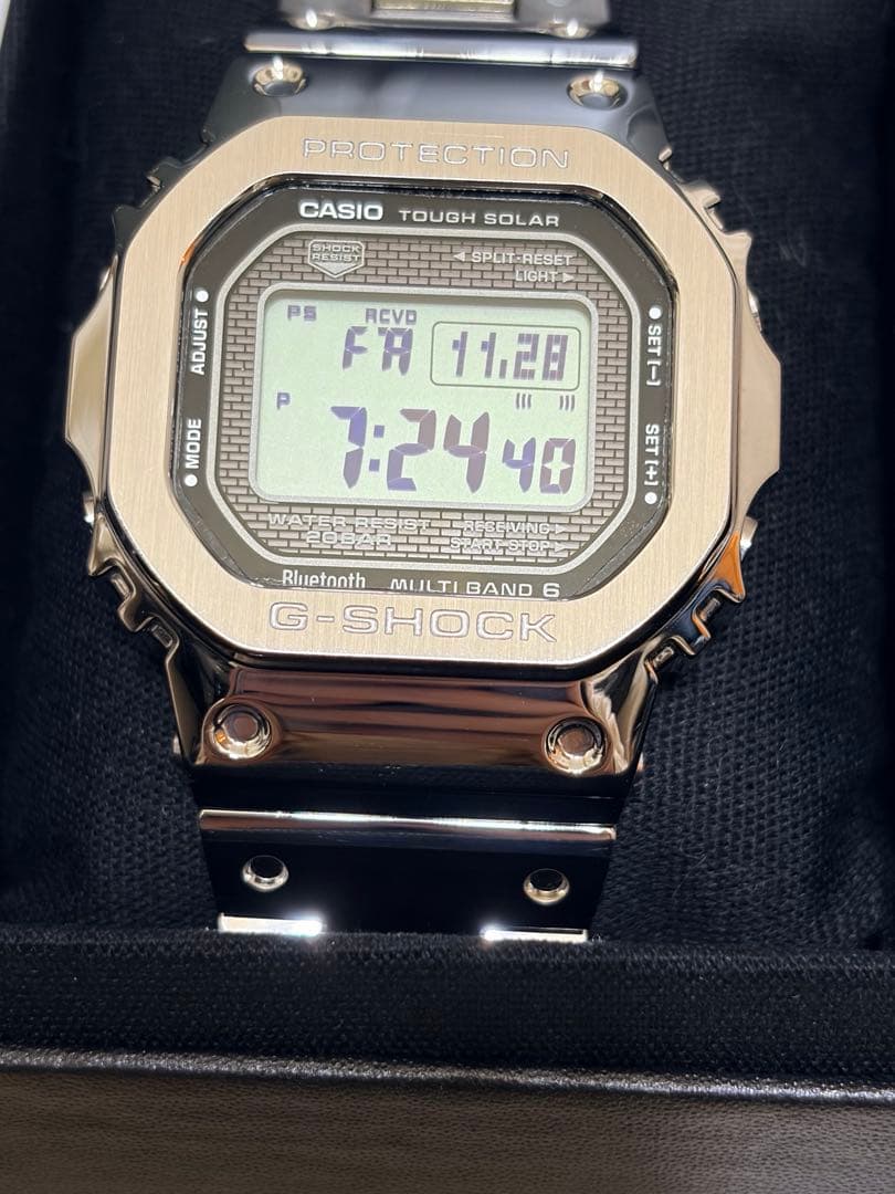 CASIO G-SHOCK GMW-B5000D-1JF フルメタル　シルバー