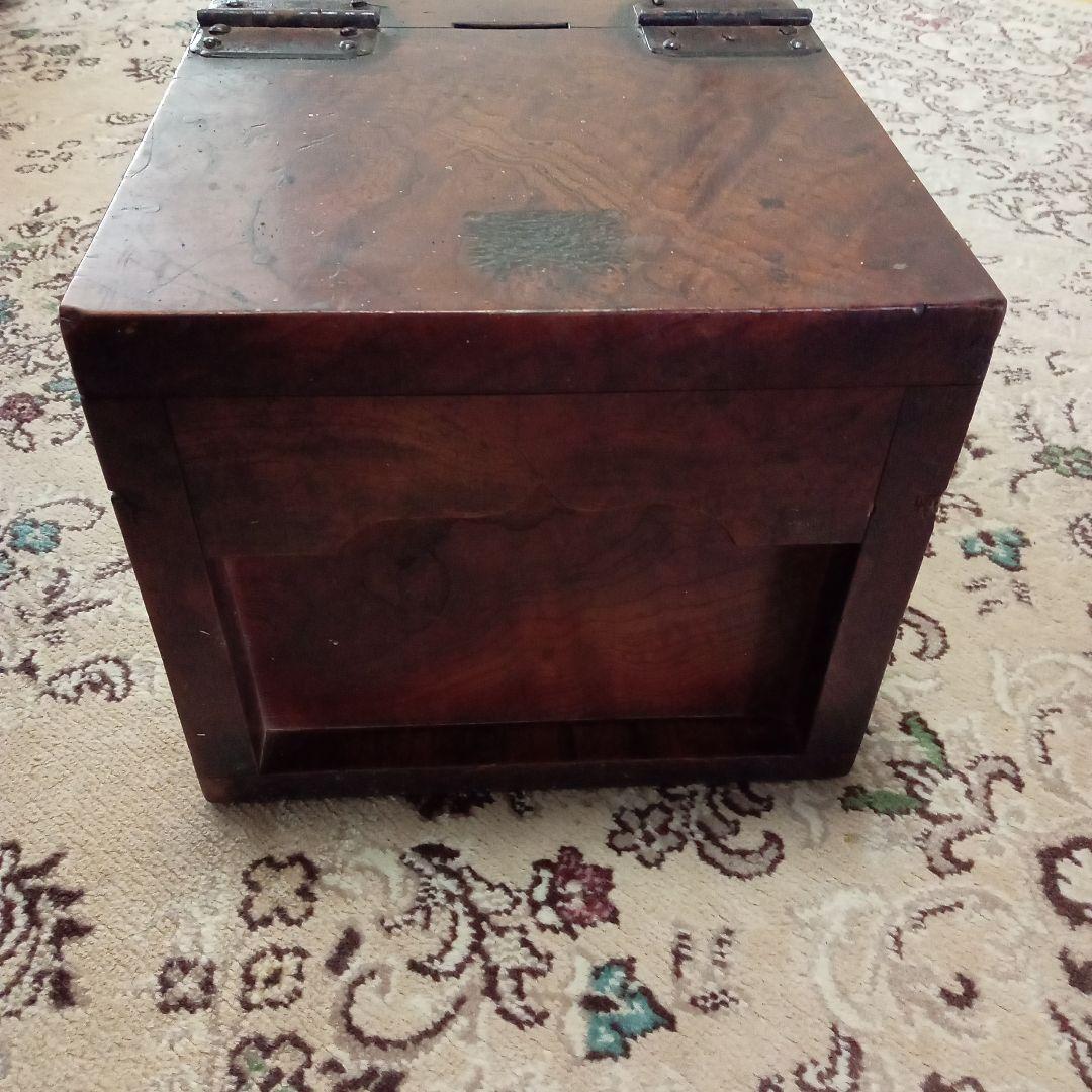 古道具　銭箱　明治31年代？　E−240