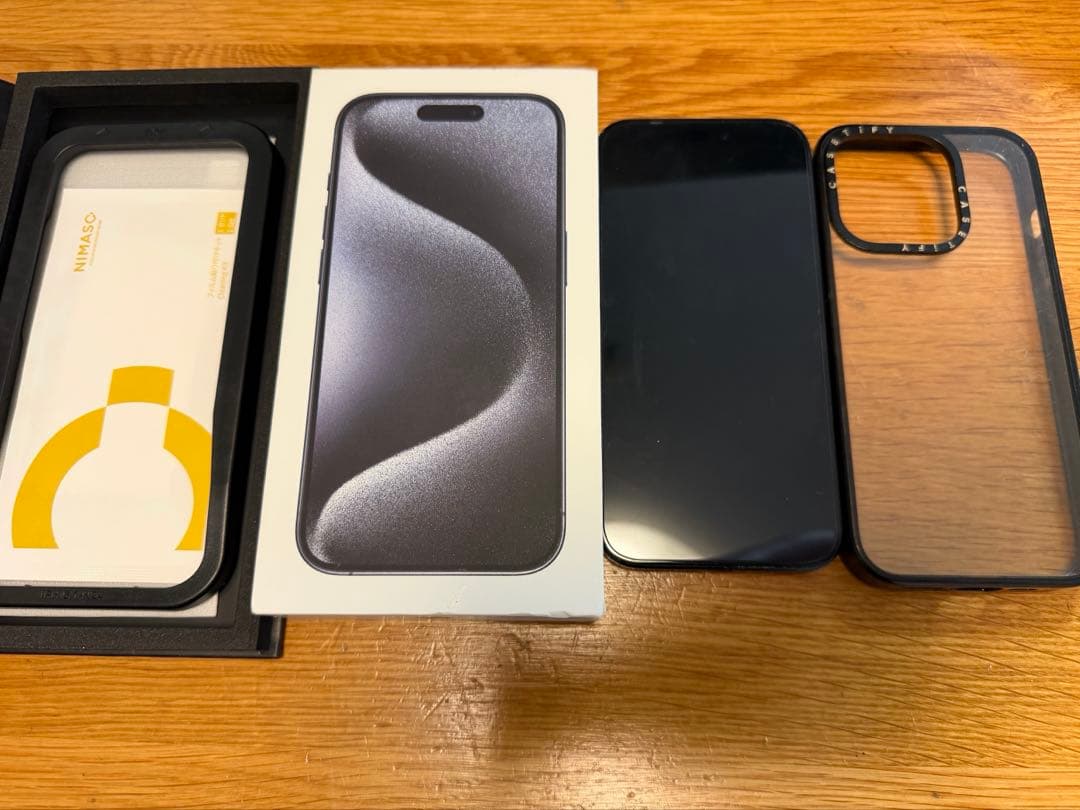 Apple iPhone 15 Pro 512GB casetifyケース付き