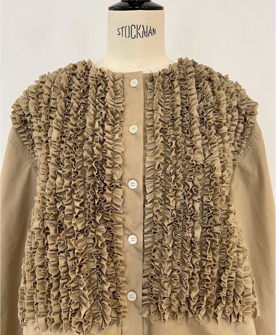 rosy monster ケールフリルシャツ