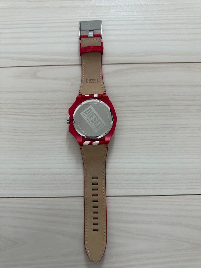 DIESEL レッド 腕時計