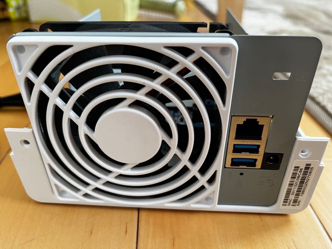 【動作確認済】Synology DS218j 2ベイ NAS 付属品有・禁煙環境