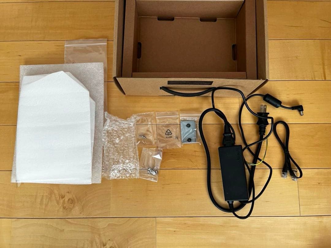 【動作確認済】Synology DS218j 2ベイ NAS 付属品有・禁煙環境