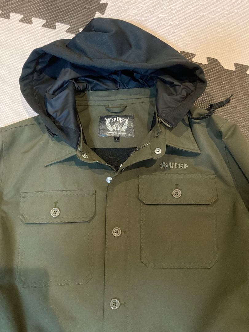 【美品】VESP フード付き スノーボードウェア　サイズL オリーブグリーン