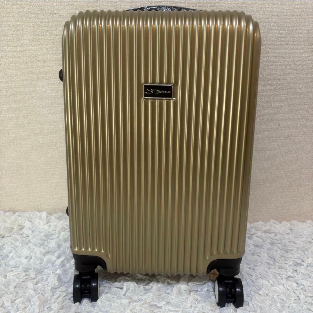 ゴールデンボンバー Stride キャリー金バッグ スーツケース 鬼龍院翔