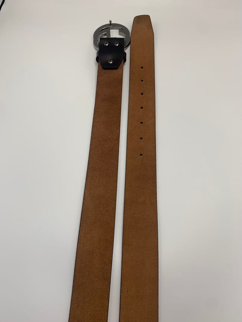 【美品】グッチ　GUCCI ダブルGロゴ ブラックレザーベルト　シルバー P55